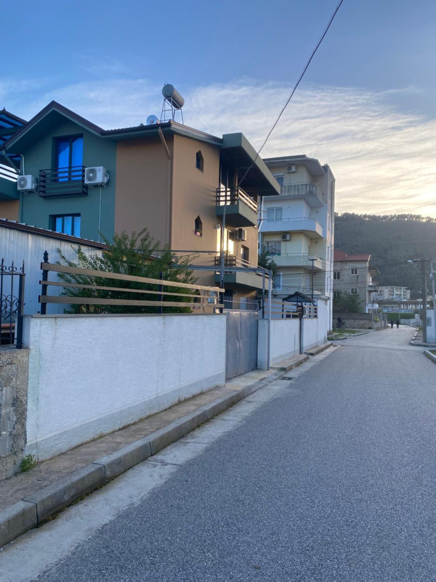 Vila Ajdinaj Берат Екстер'єр фото